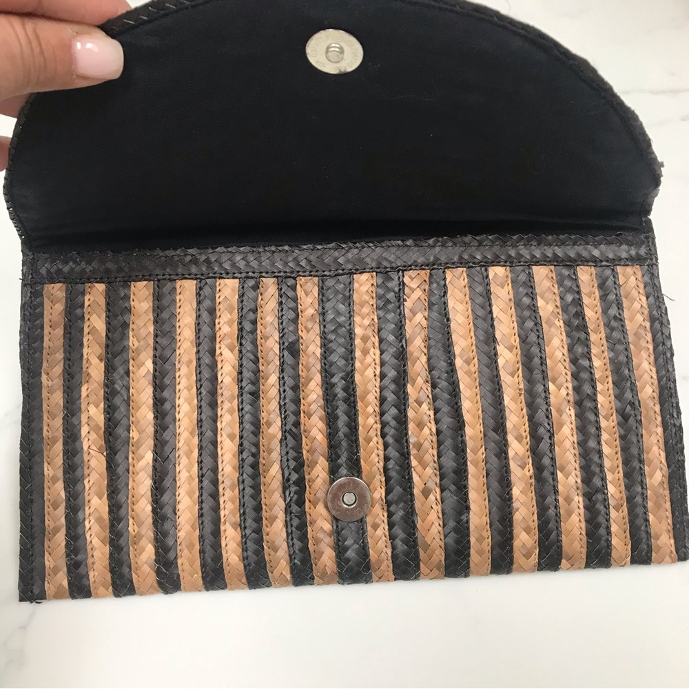 Raffia Straw Envelope Clutch - Picture 2 of 4